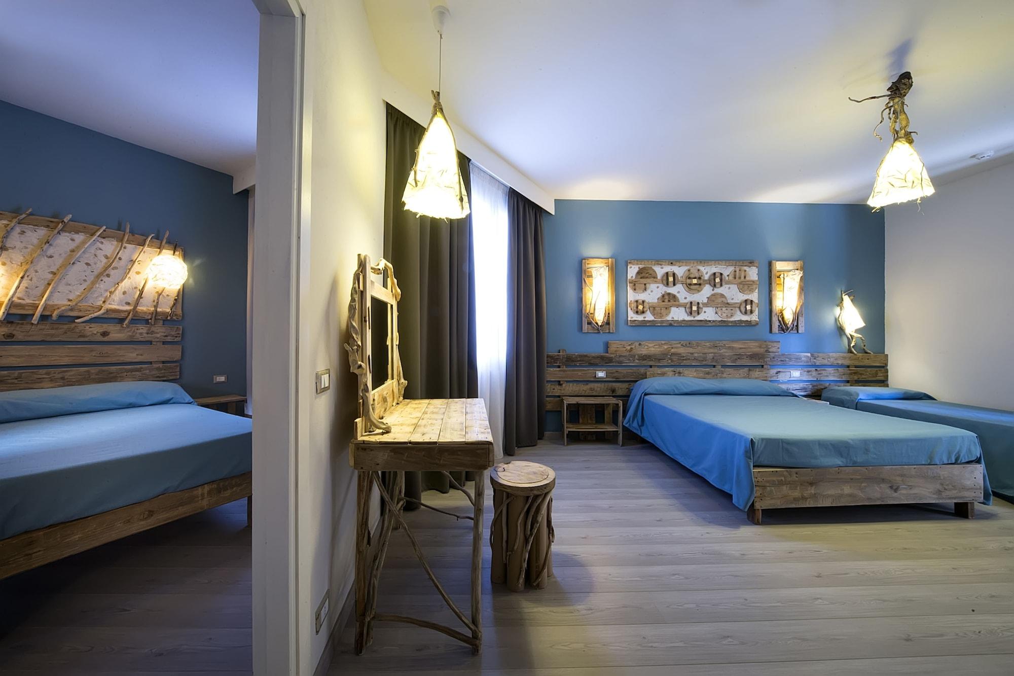 Hotel Tirreno Эриче Экстерьер фото