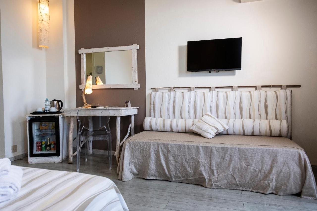 Hotel Tirreno Эриче Экстерьер фото