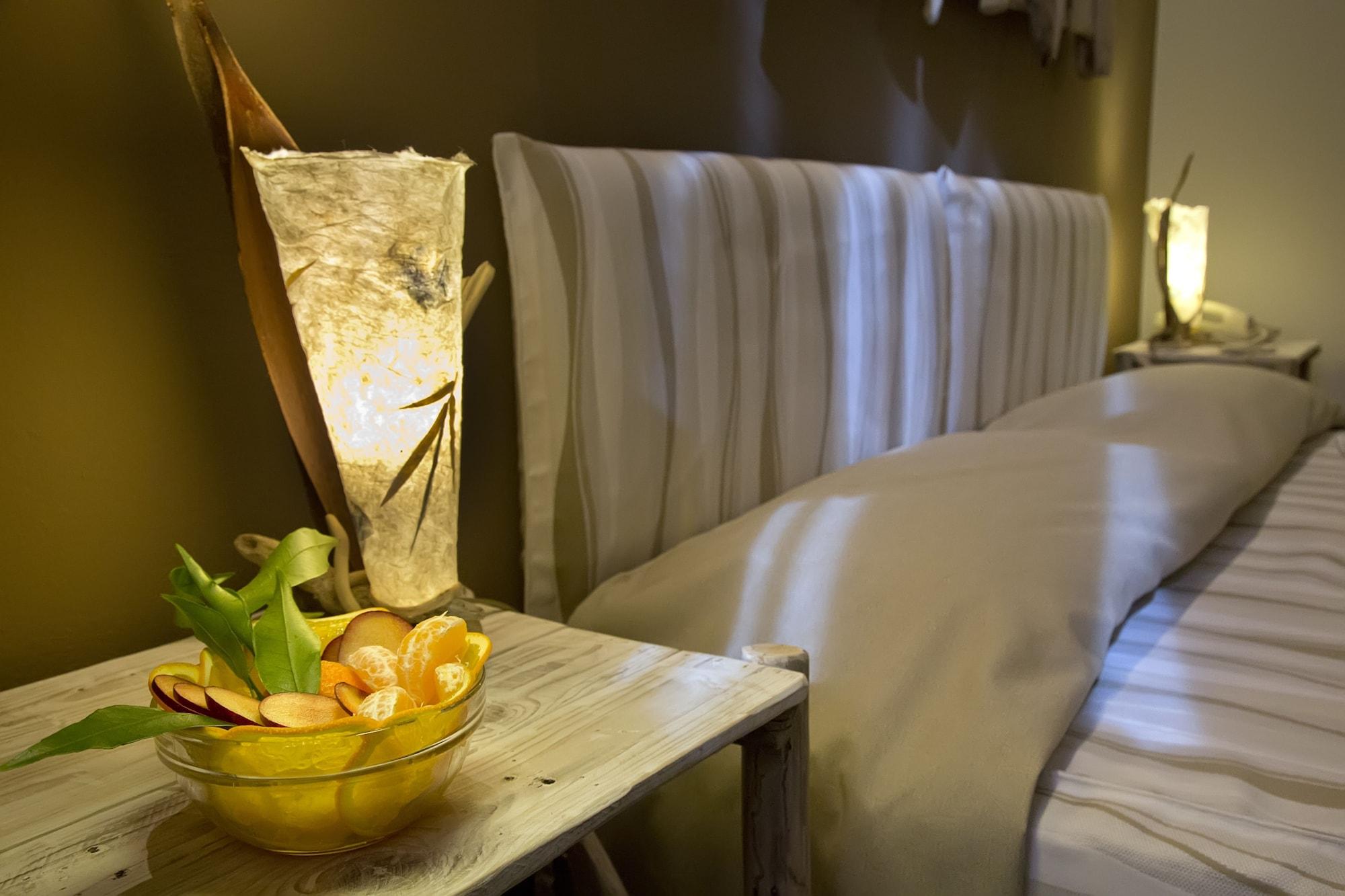 Hotel Tirreno Эриче Экстерьер фото