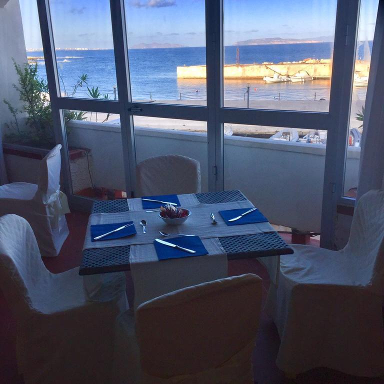 Hotel Tirreno Эриче Экстерьер фото