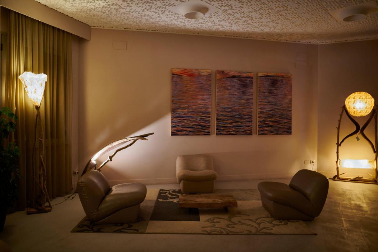 Hotel Tirreno Эриче Экстерьер фото